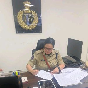 sneha mehra ips biography