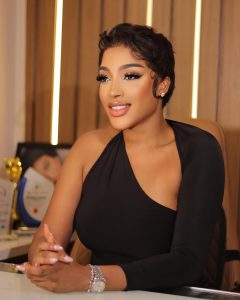 dabota lawson biography