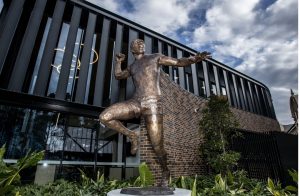 Adam Goodes statue